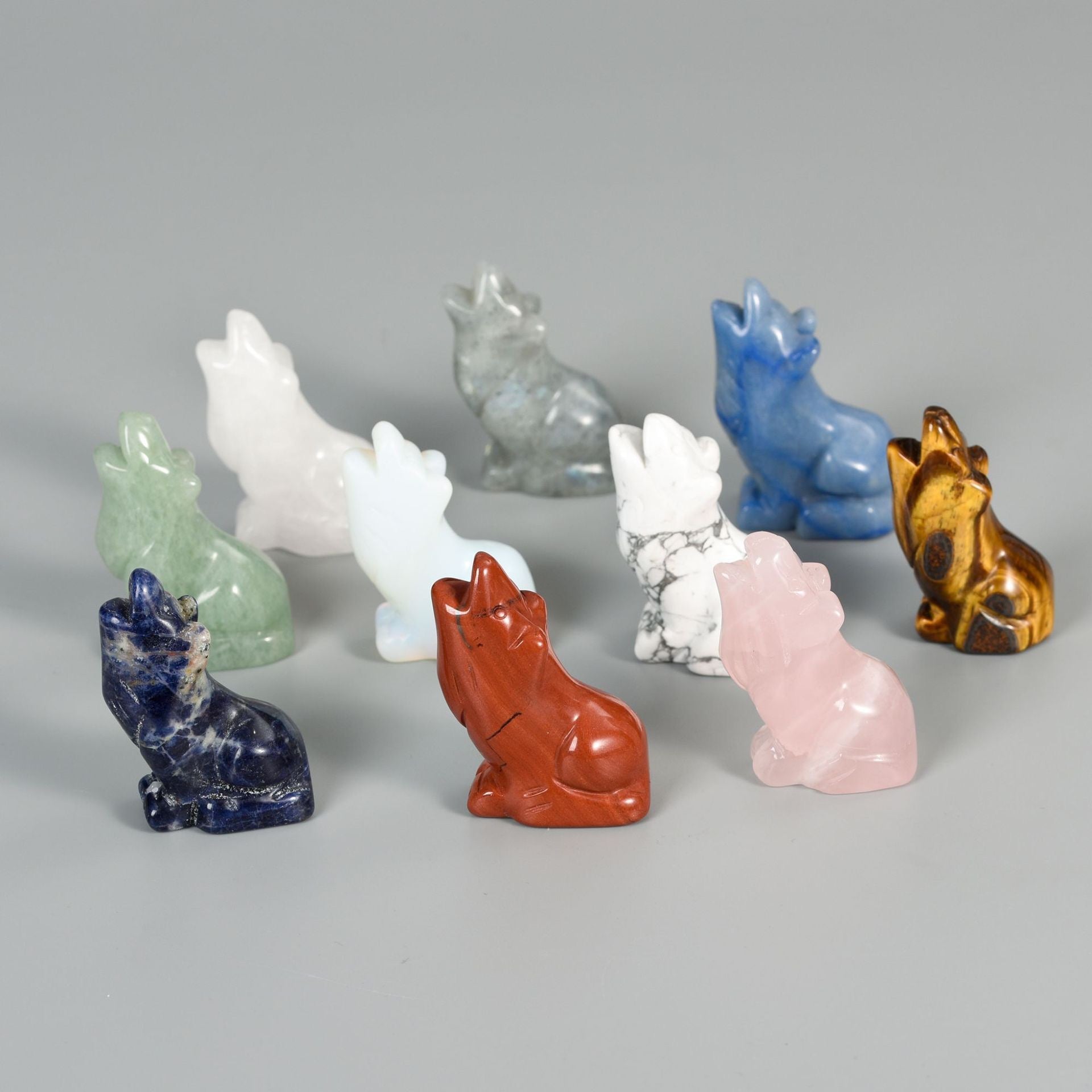 Wolf  Statue Hand Carved Animal Figurine