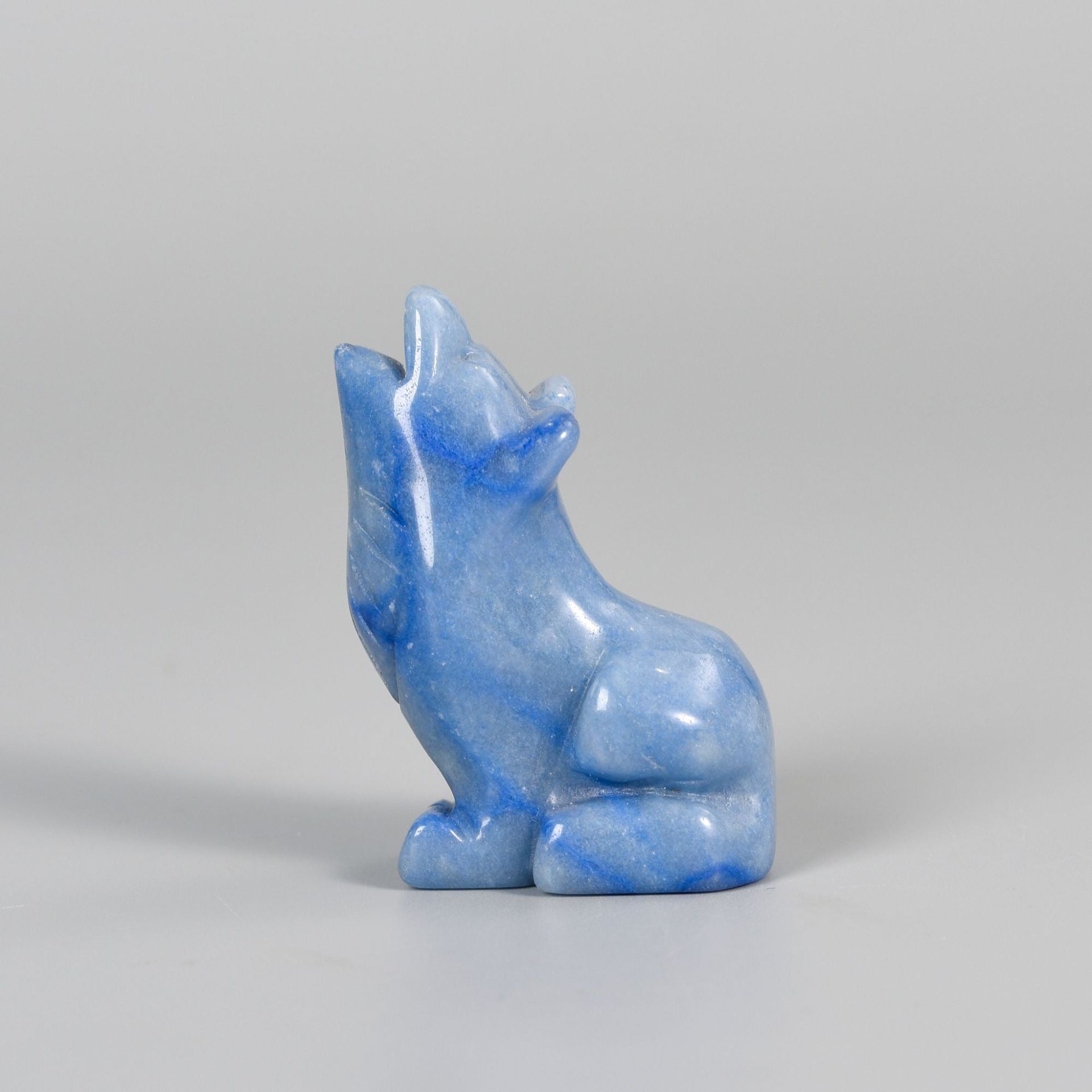 Wolf  Statue Hand Carved Animal Figurine