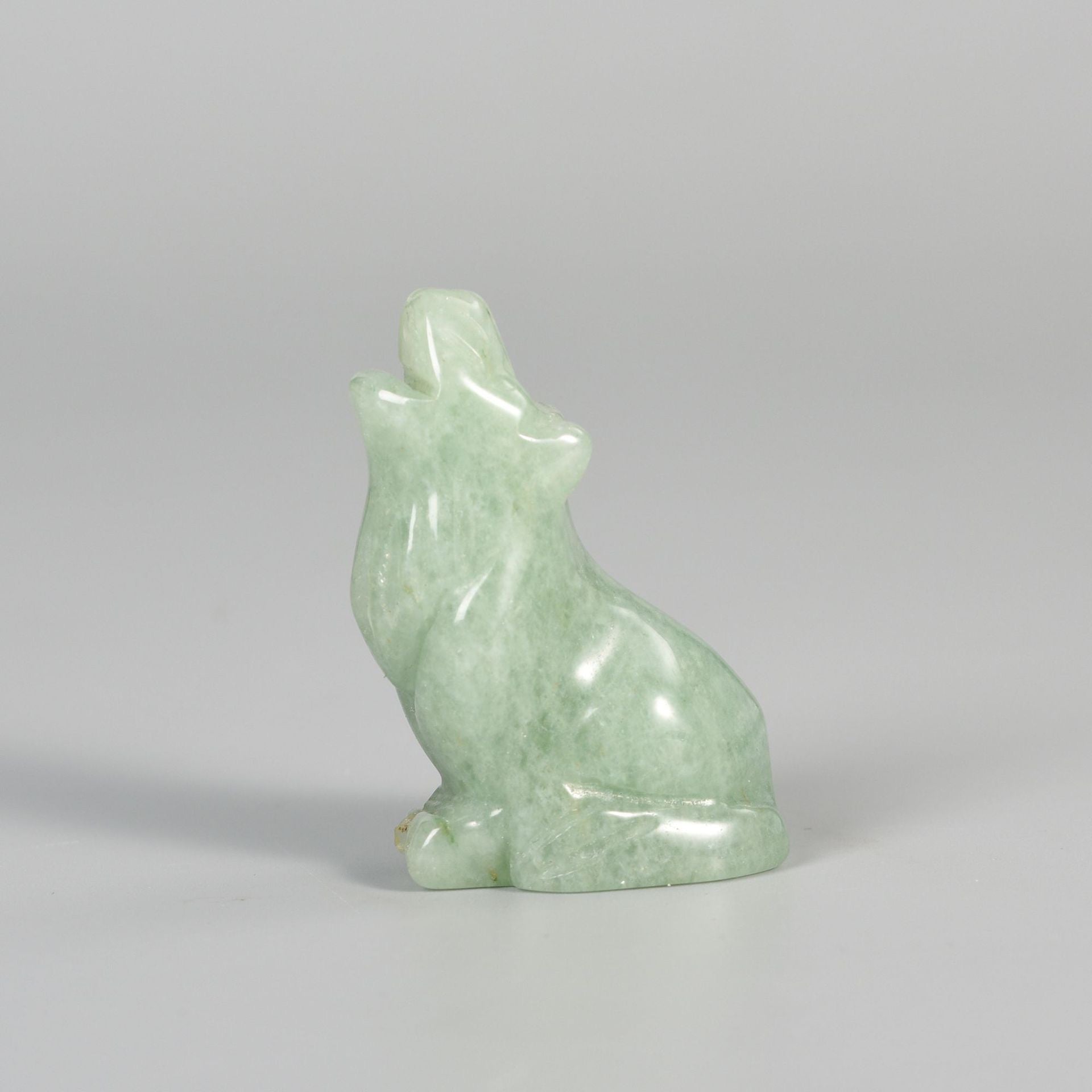 Wolf  Statue Hand Carved Animal Figurine