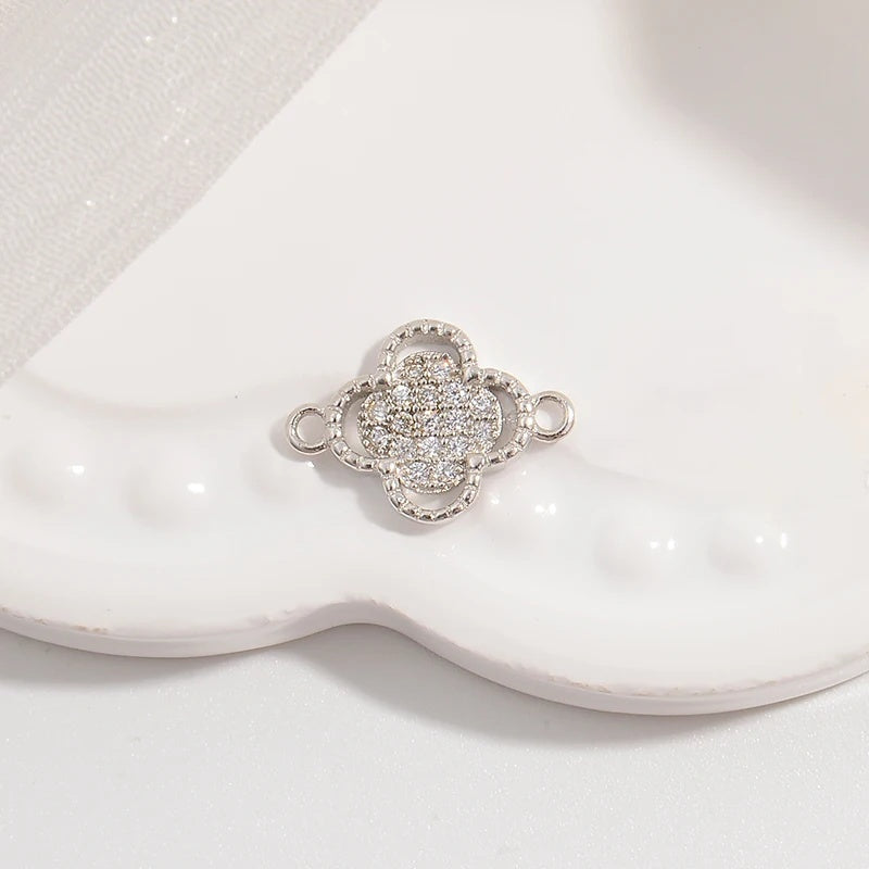 1PCS Hollowed-Out lucky Four-Leaf Clover Connector Clover Charm
