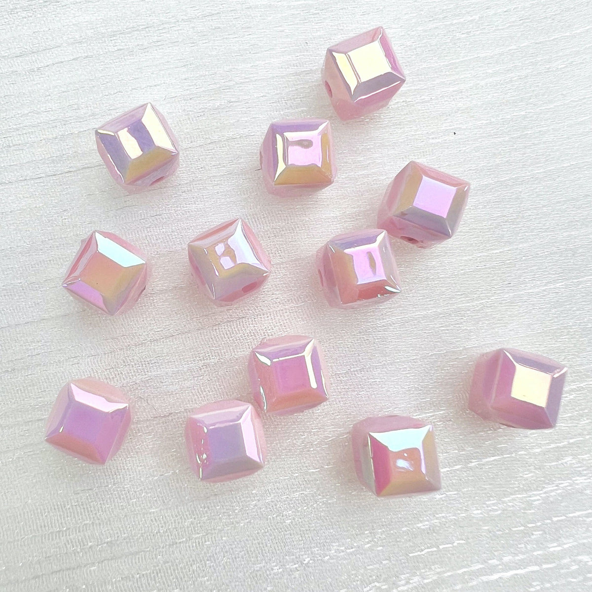 60pcs Transparent Acrylic Cube Beads