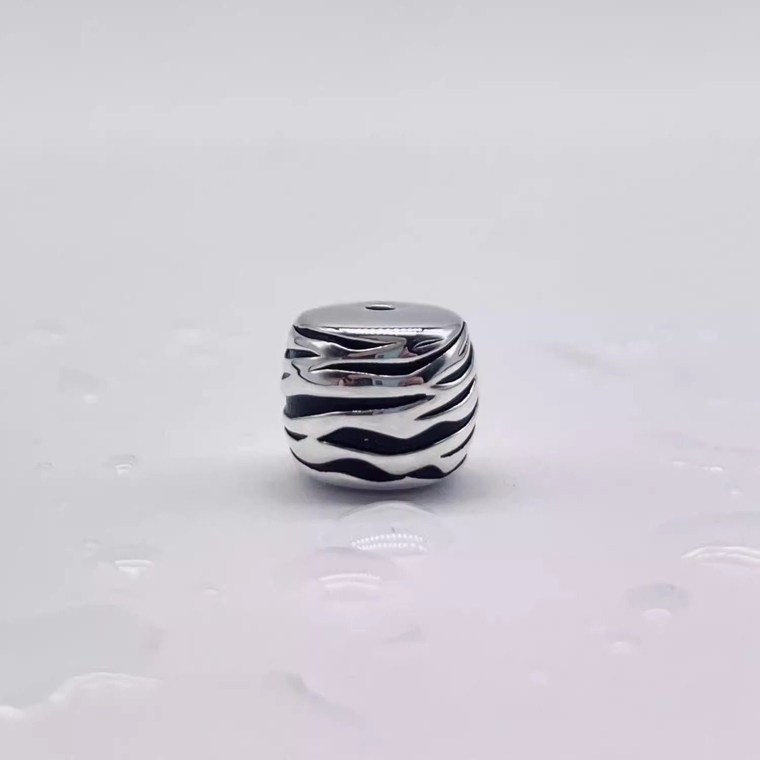 Attracting Wealth-Related Accessories Charm Pendant Beads 1PCS