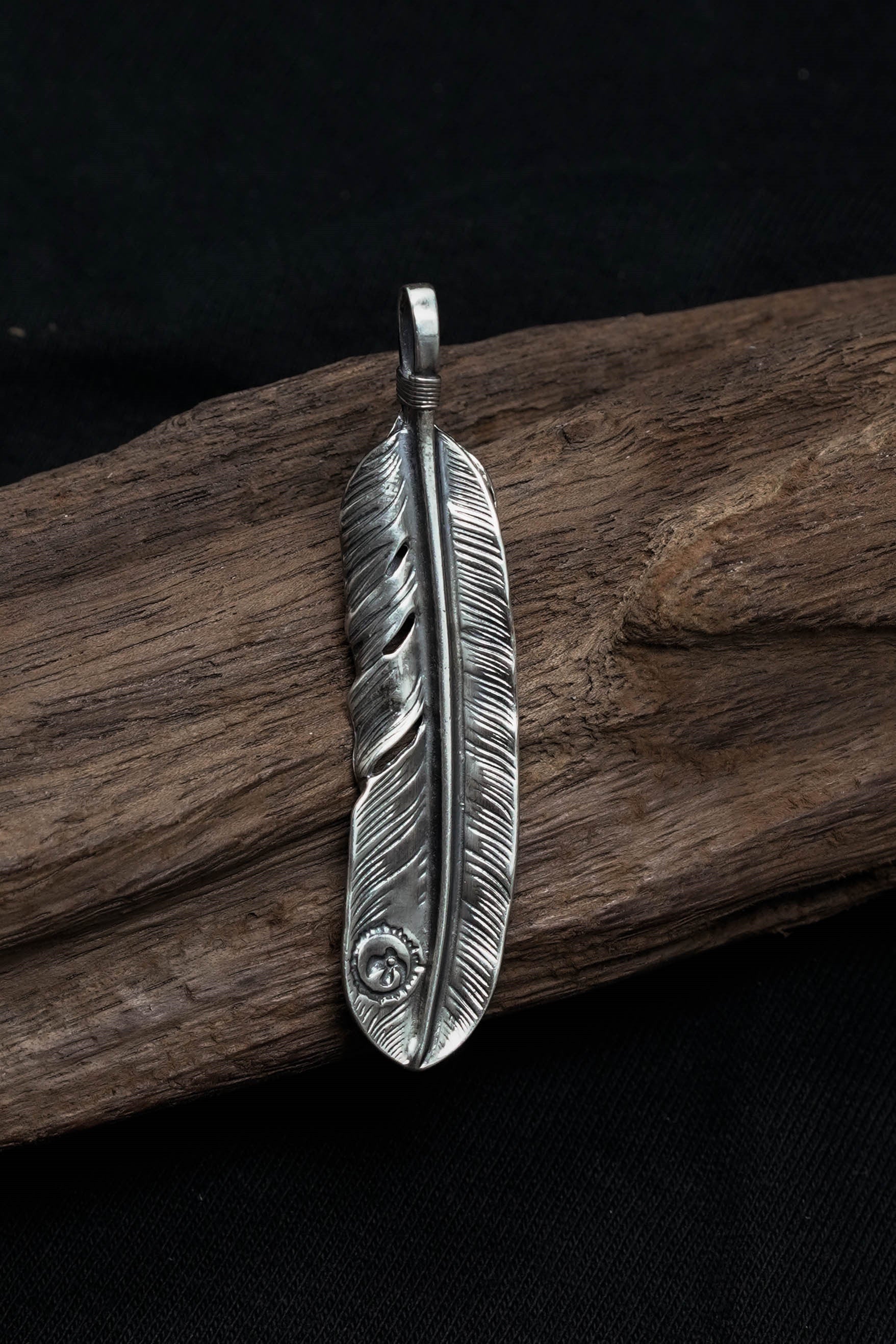 Native American Jewelry Left Feather Leaf Retro 925 Silver Goro Takahashi Pendant with Blue Turquoise