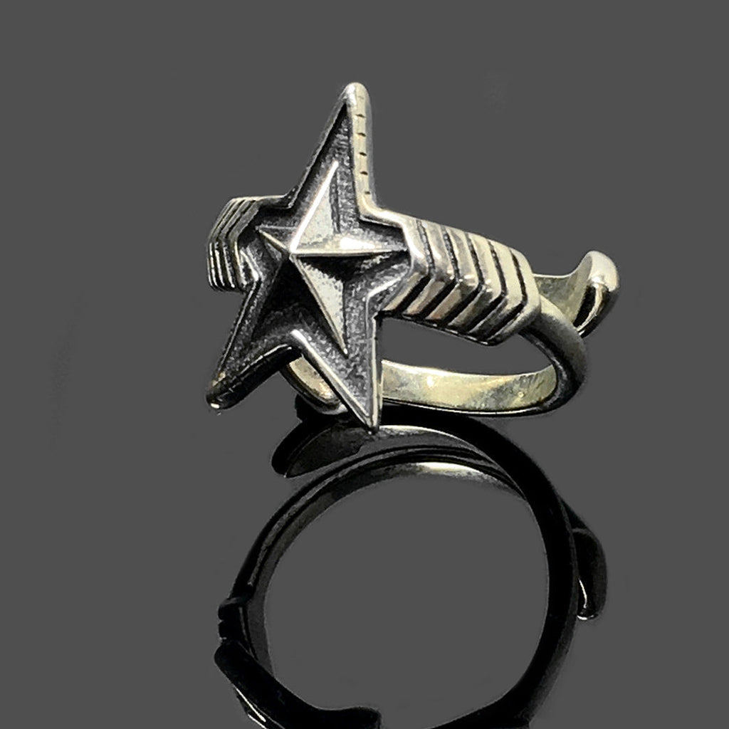 Double Arrow Star Opening Ring